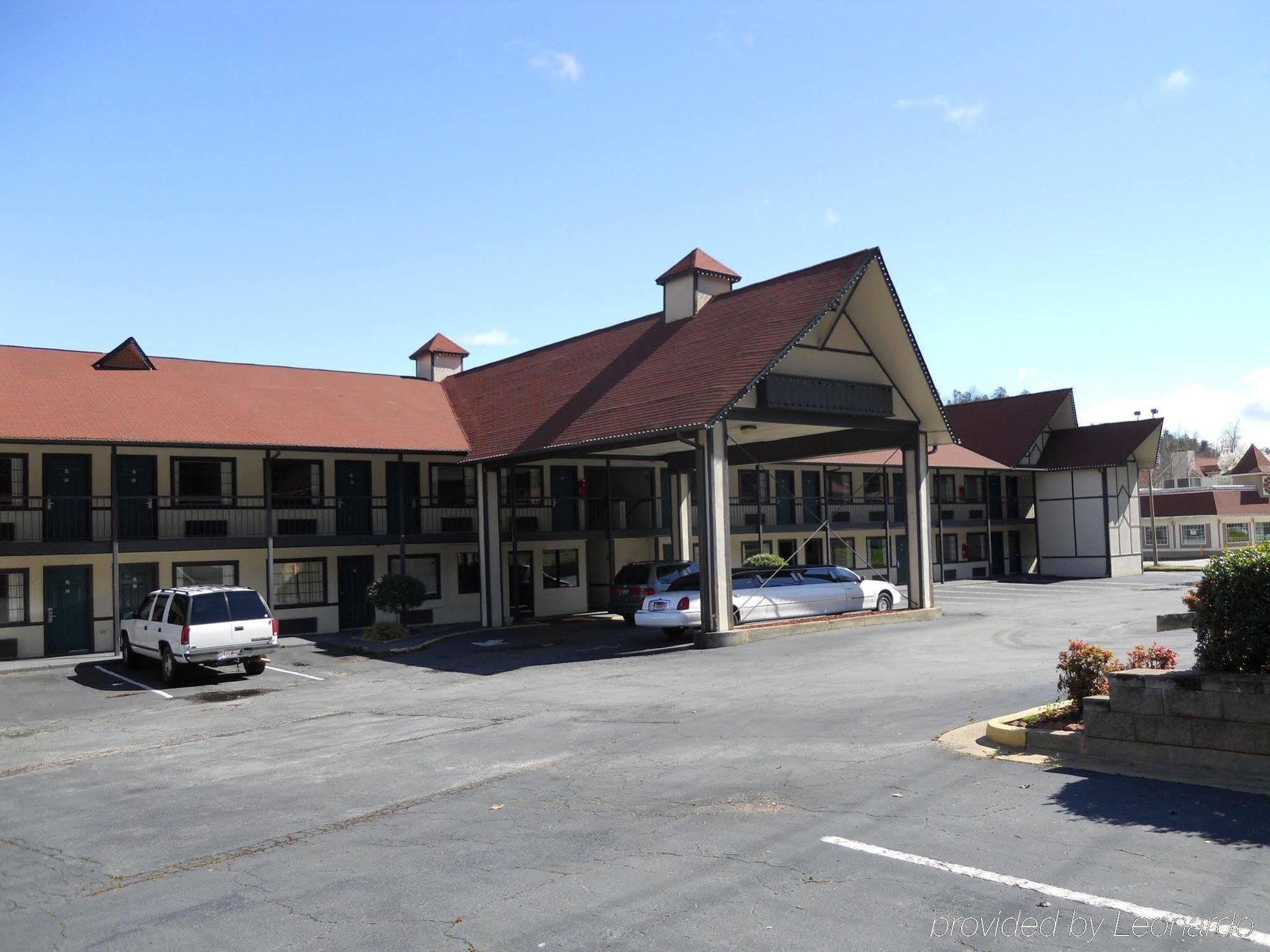 Amerivu Inn & Suites - Helen - Downtown Exterior photo
